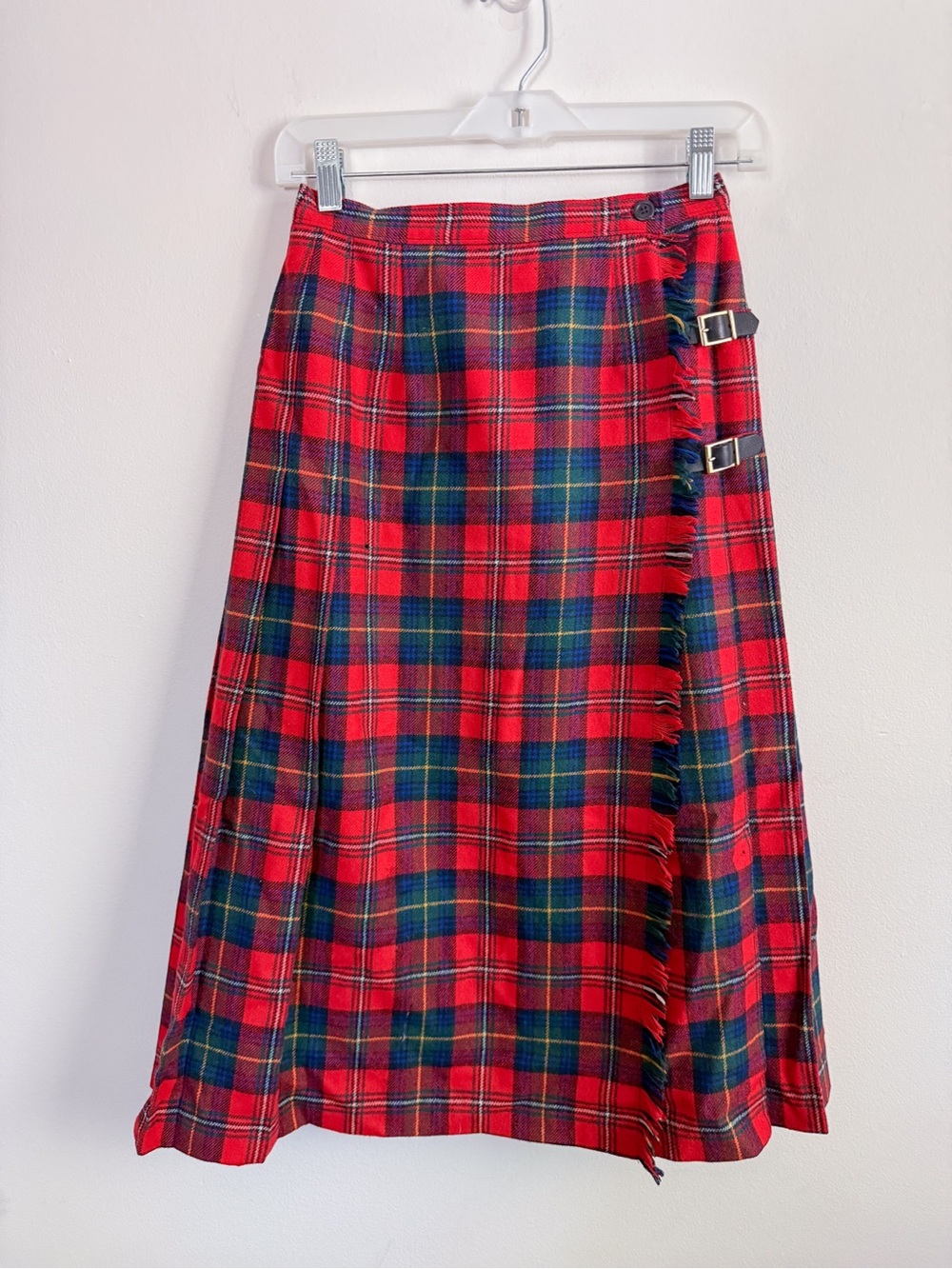 Vintage Petite Pendleton Tartan Red Plaid Wrap Skirt with Buckle Detail size 6